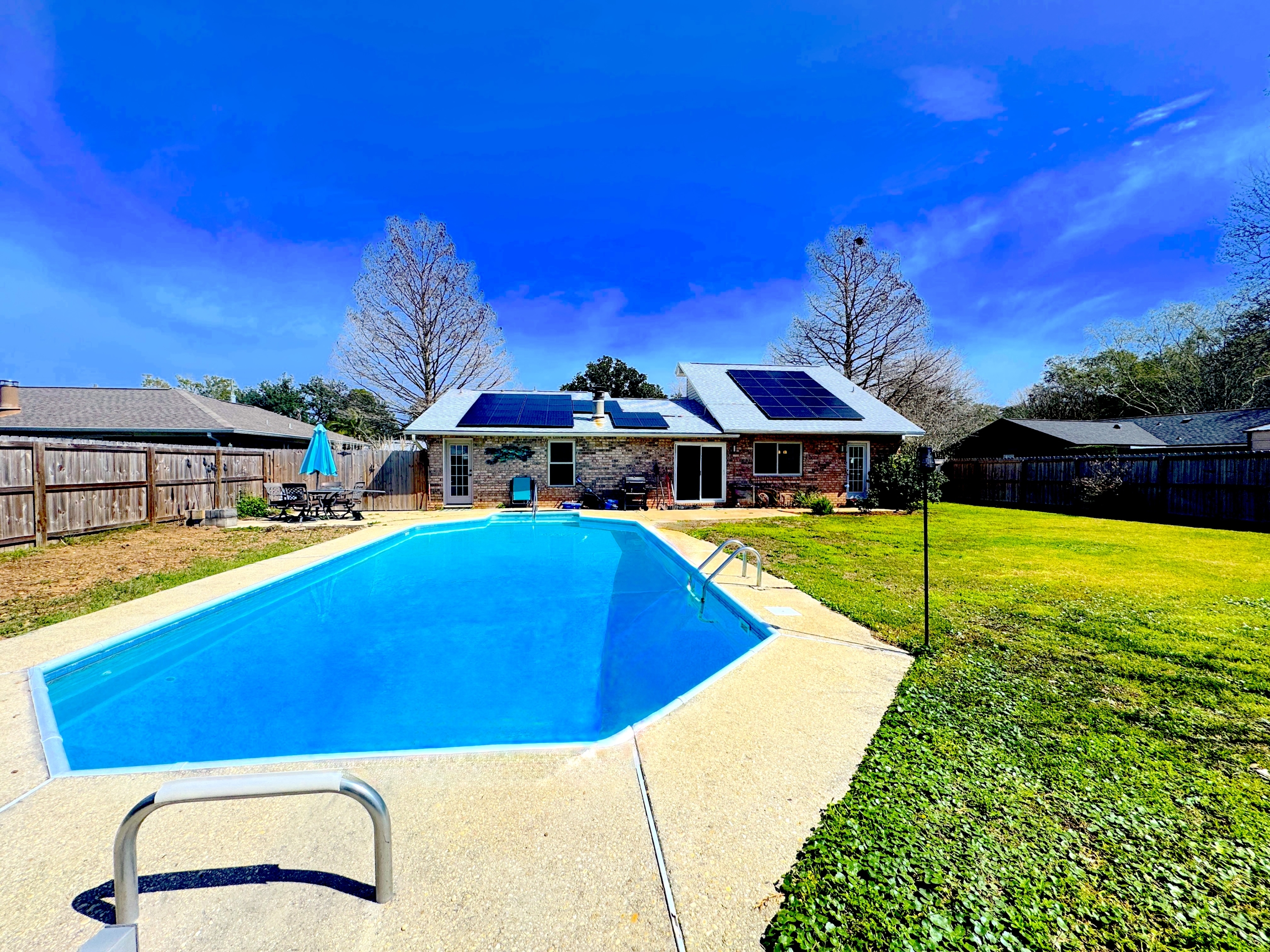 3585 Riddick Drive
